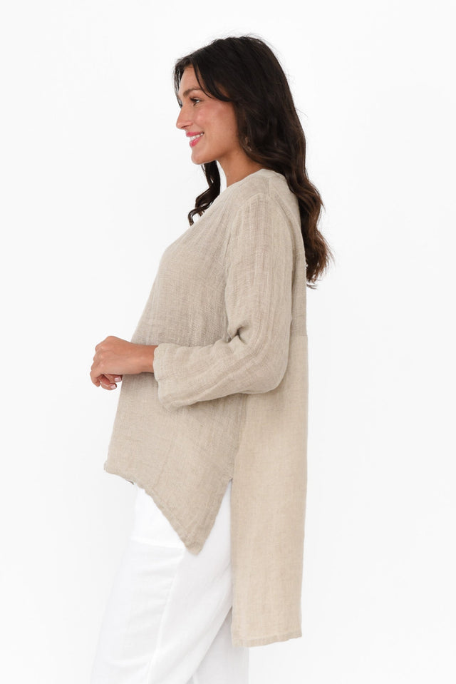 alt text|model:Brontie image 5