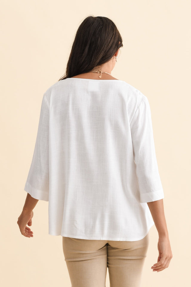 alt text|model:Brontie image 5