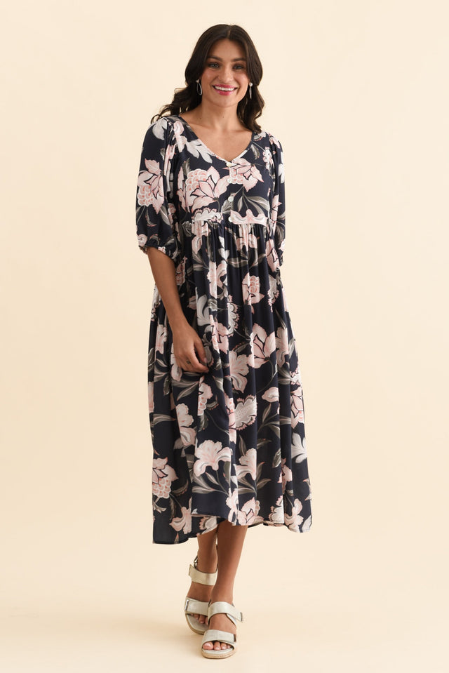 alt text|model:Brontie