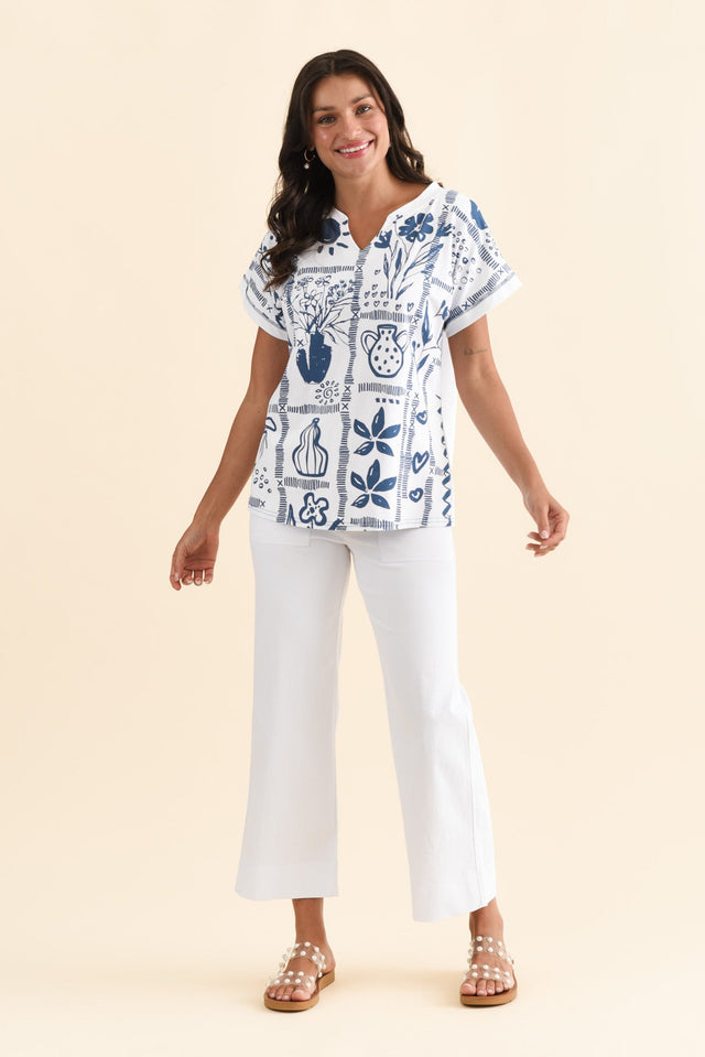 alt text|model:Brontie image 3