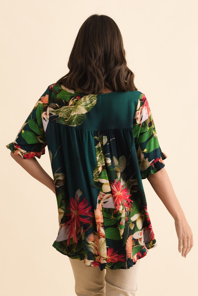 alt text|model:MJ image 5