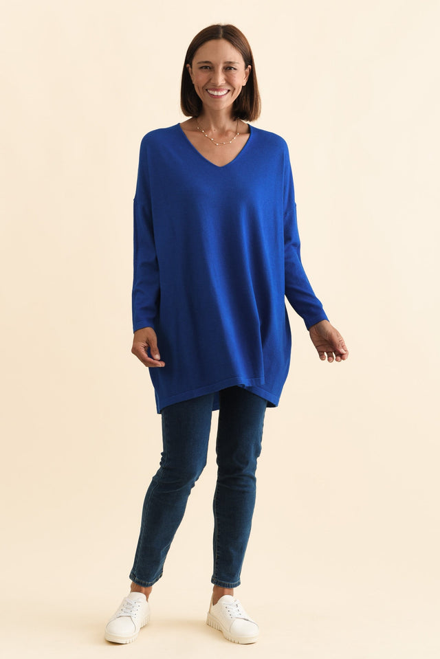 alt text|model:Cara image 3