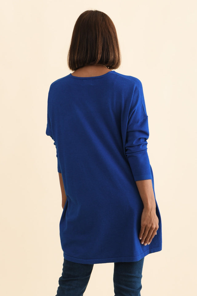 alt text|model:Cara image 5