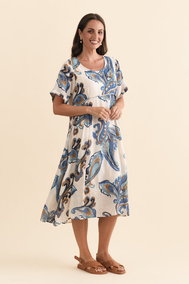 alt text|model:MJ image 4