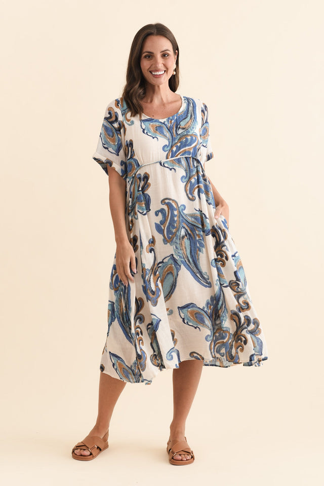 alt text|model:MJ image 7