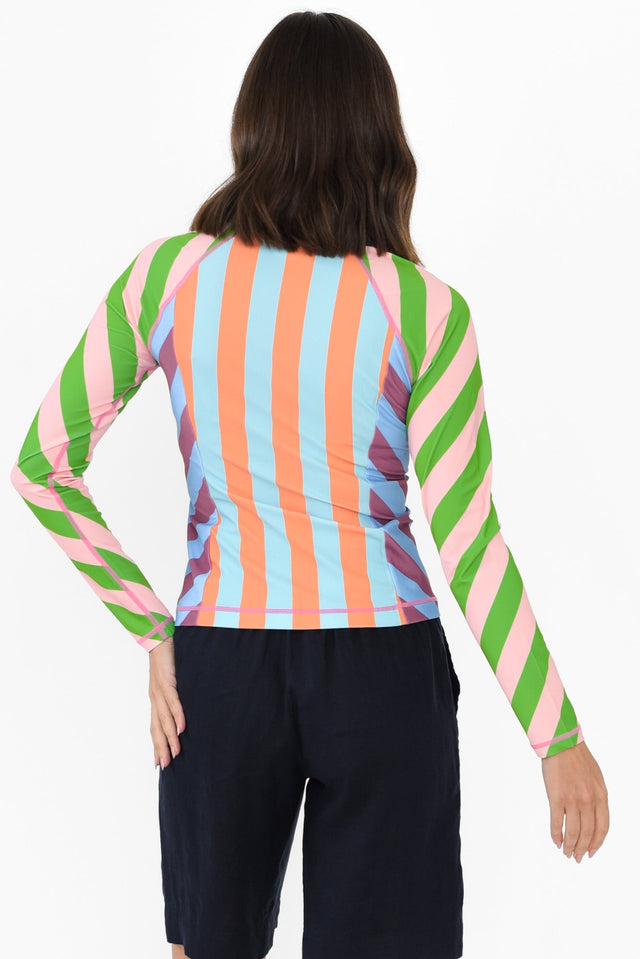 alt text|model:MJ image 5