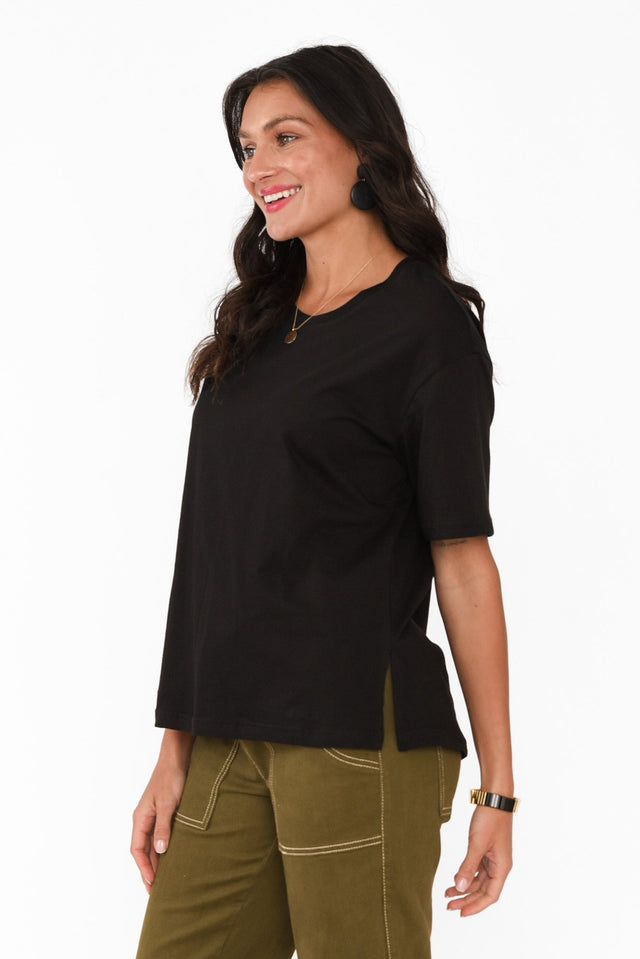 alt text|model:Brontie image 4