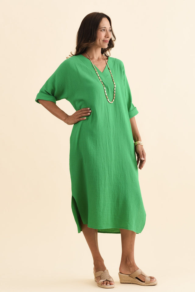 alt text|model:Cara image 3