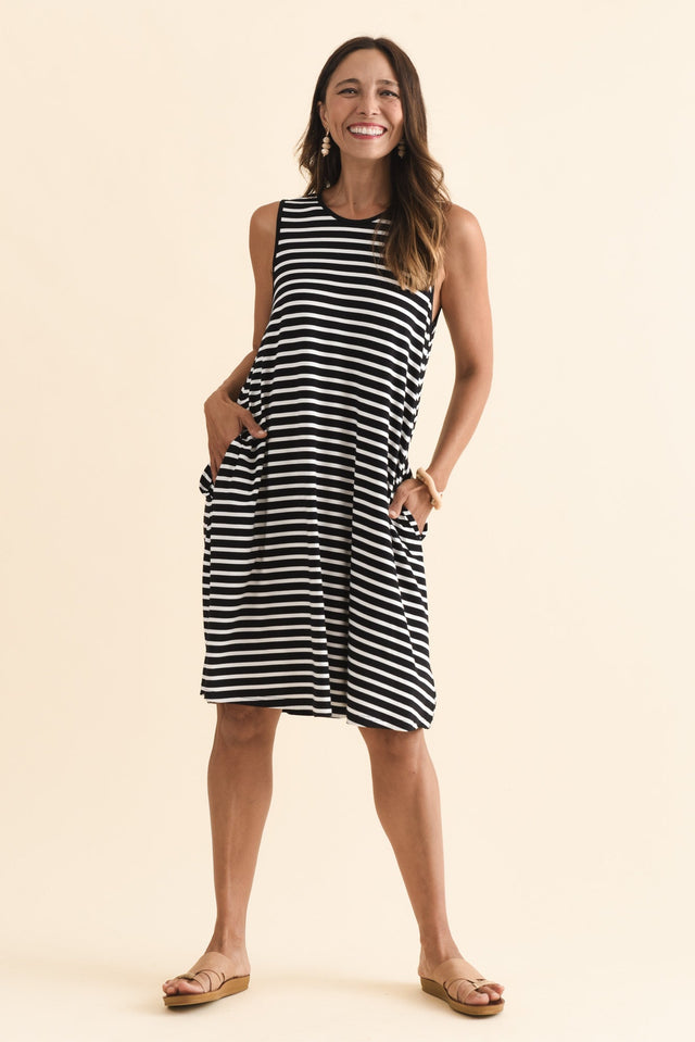 alt text|model:Cara image 7