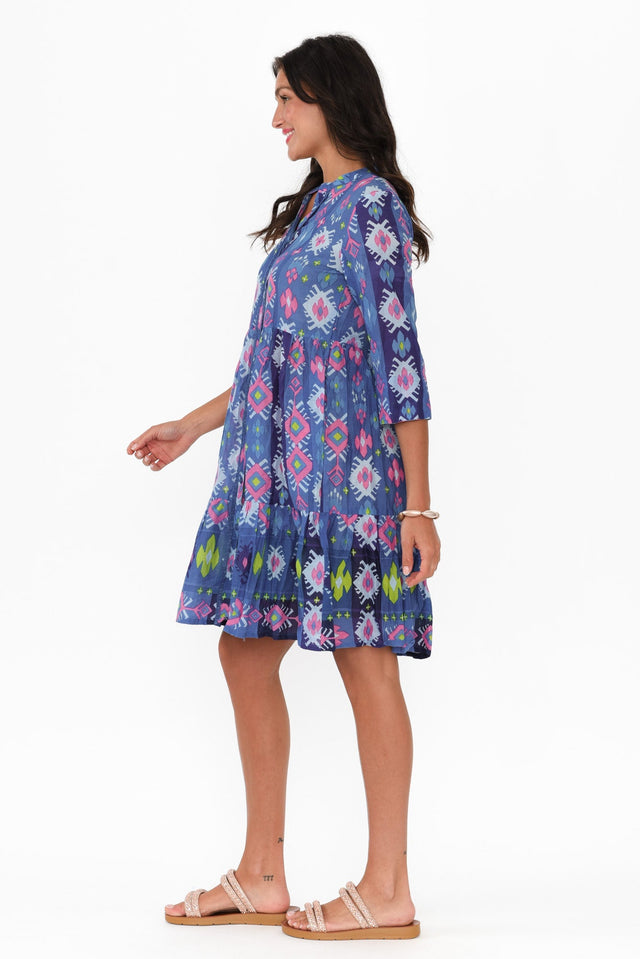 alt text|model:Brontie image 4