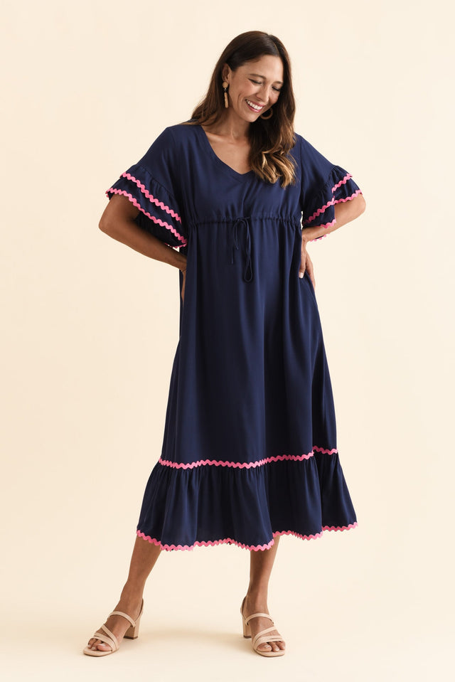 alt text|model:Cara image 3