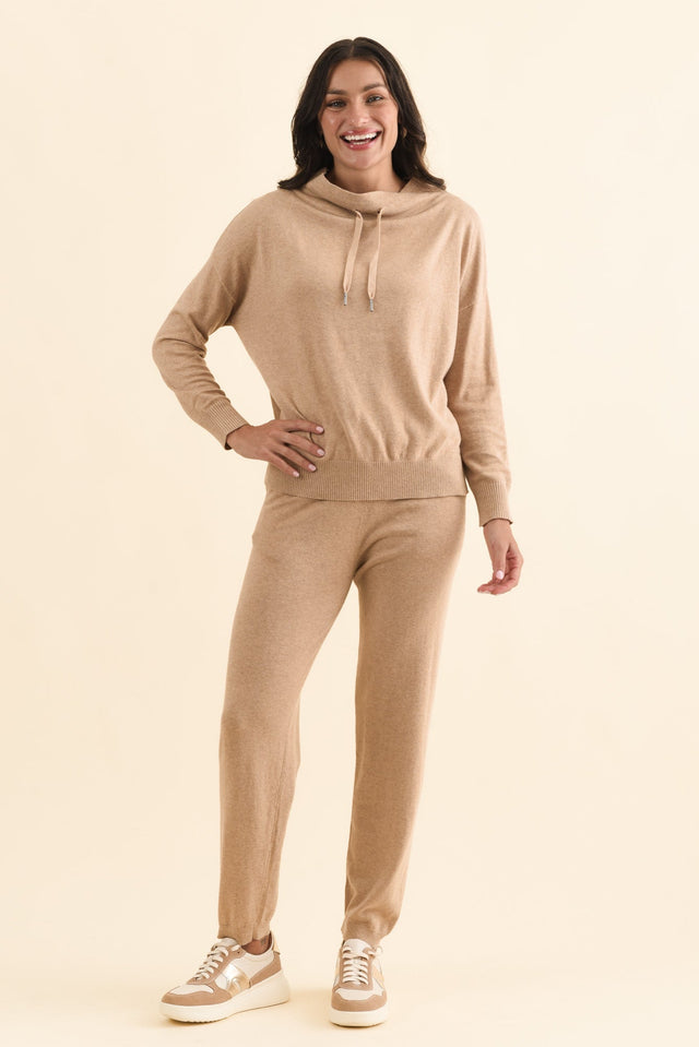 alt text|model:Brontie image 7