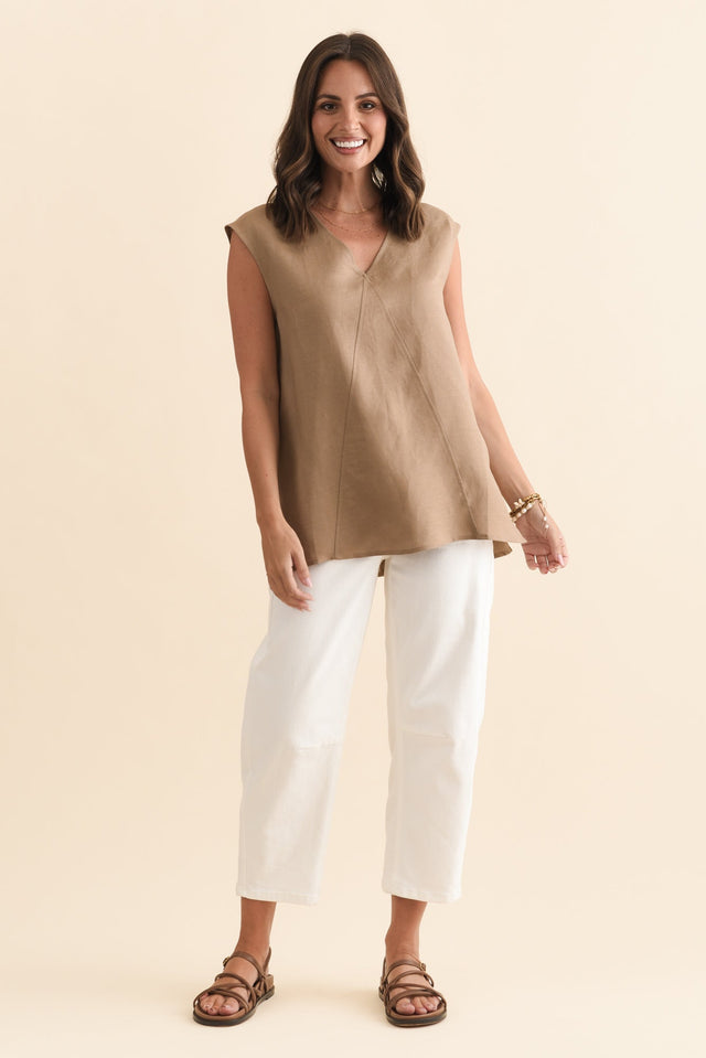 alt text|model:MJ image 3