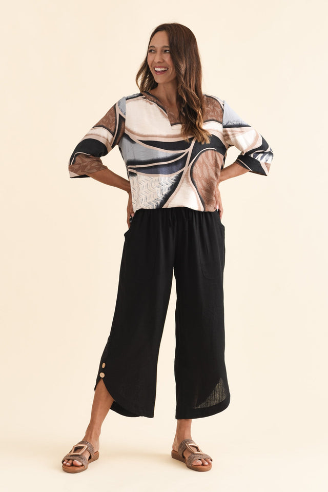 alt text|model:Cara image 7