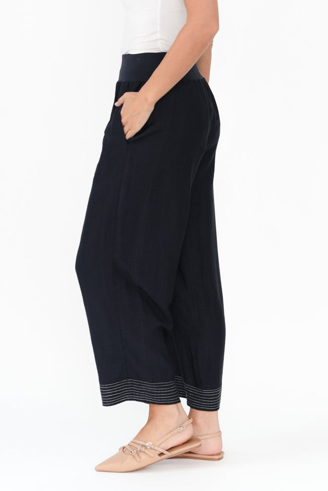 alt text|model:MJ image 3