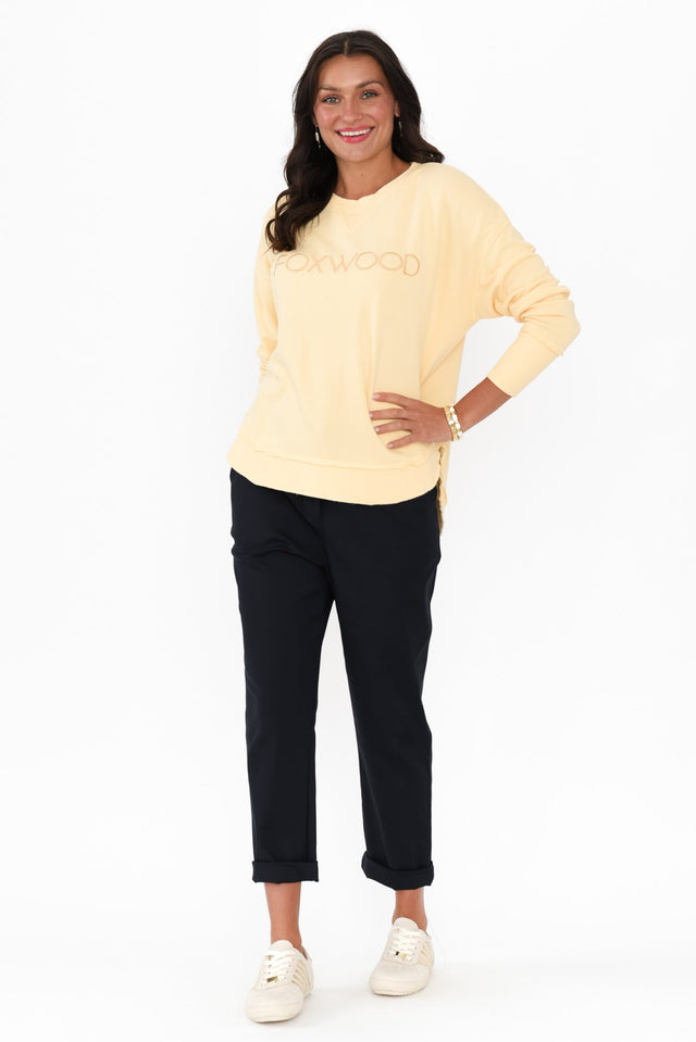 alt text|model:Brontie image 3