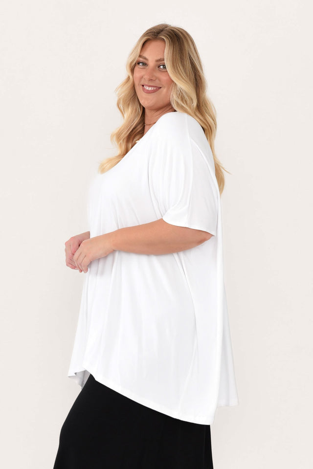 plus-size,curve-tops,plus-size-sleeved-tops,plus-size-tunics,alt text|model:Caitlin image 14