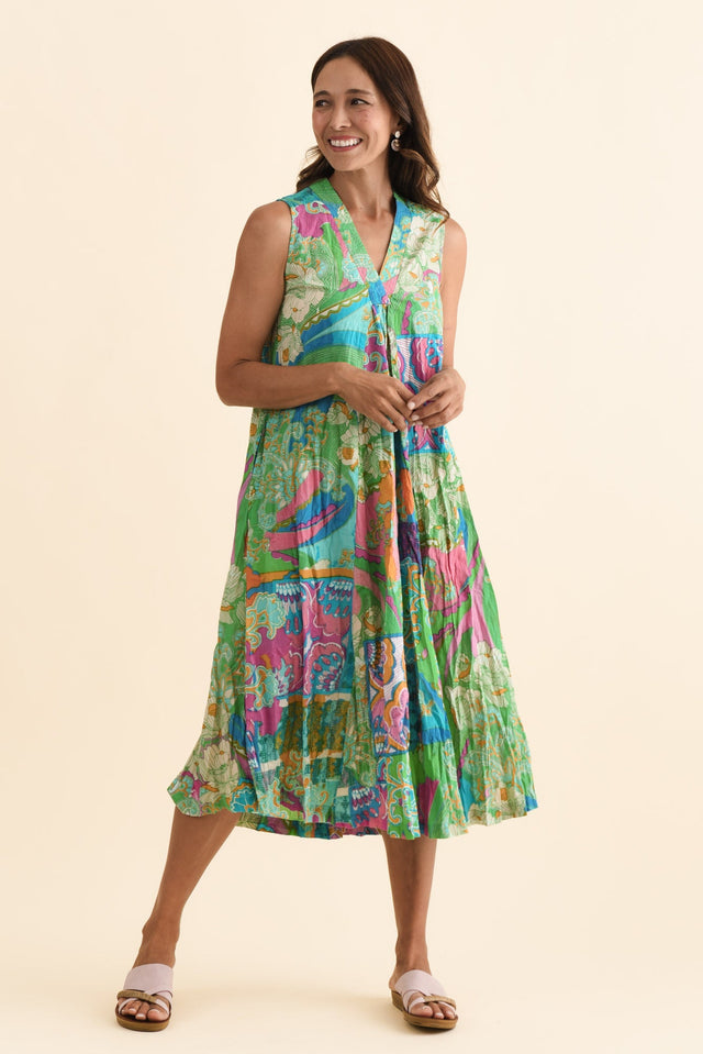 alt text|model:Cara image 2