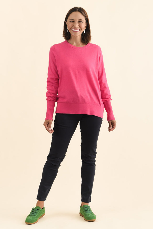 alt text|model:Cara image 6