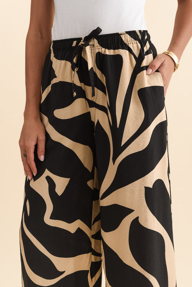 alt text|model:Brontie image 6