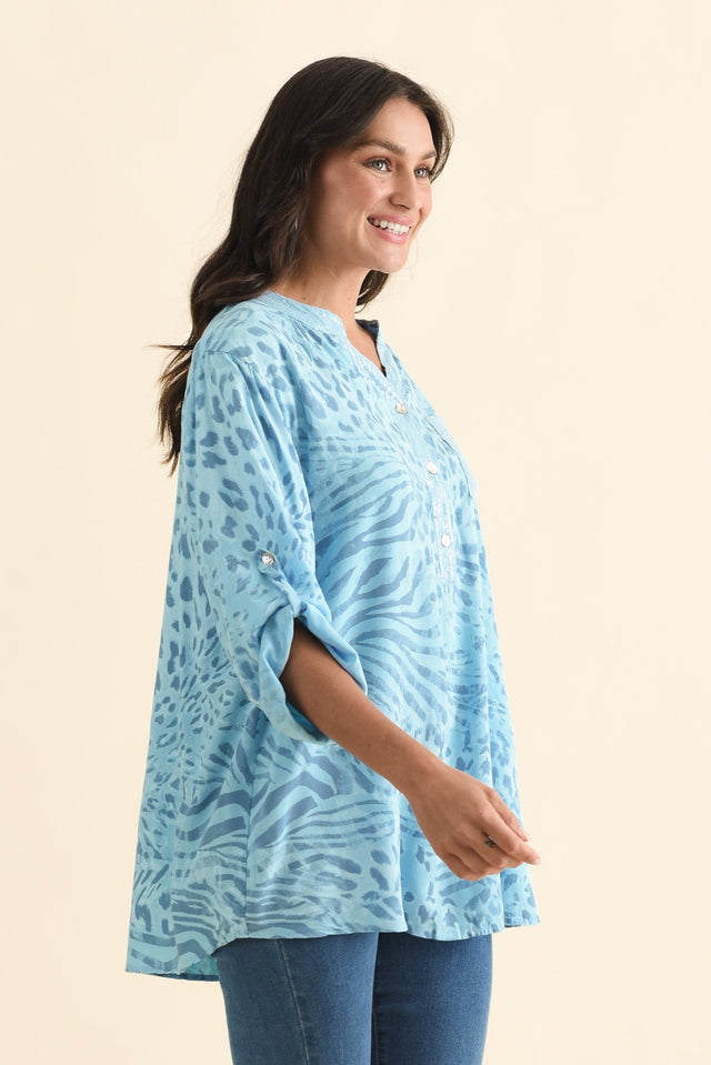 alt text|model:Brontie image 4