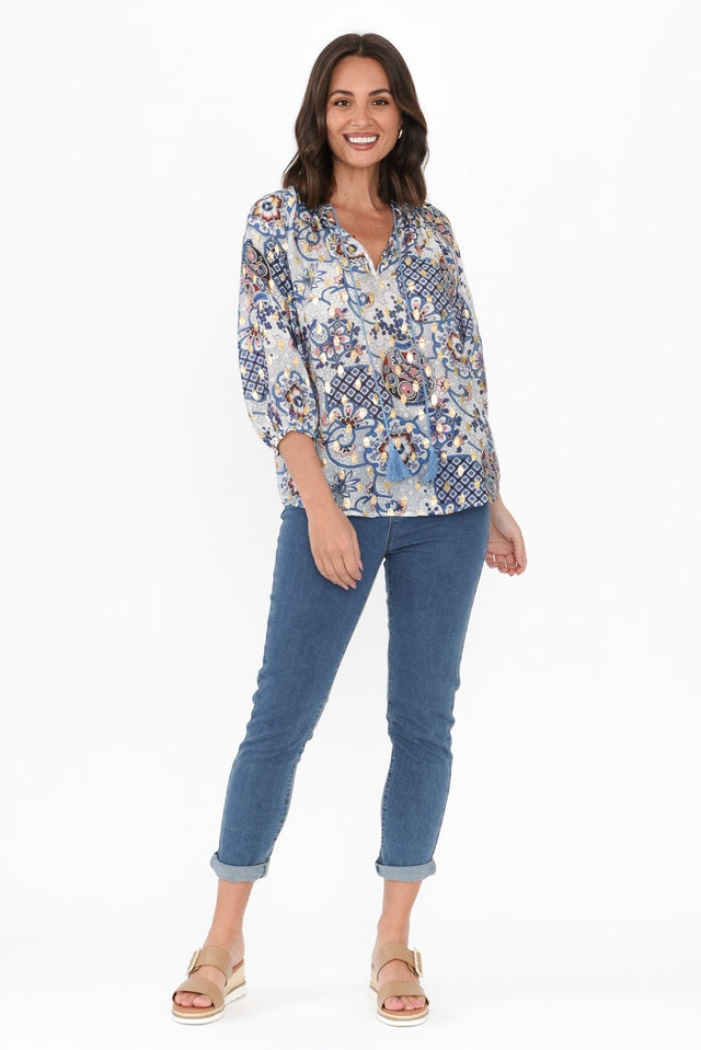 alt text|model:MJ image 7