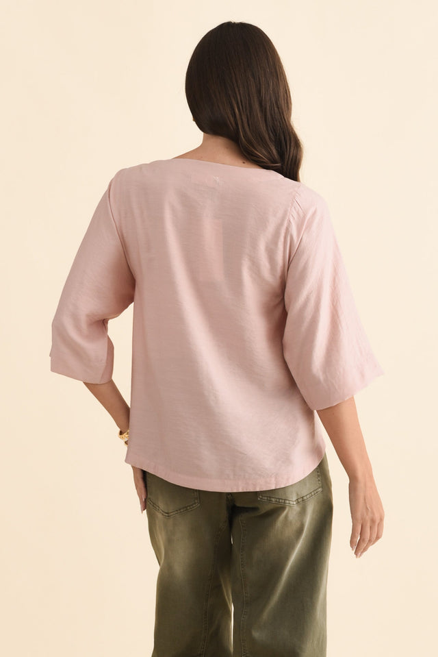 alt text|model:MJ image 4