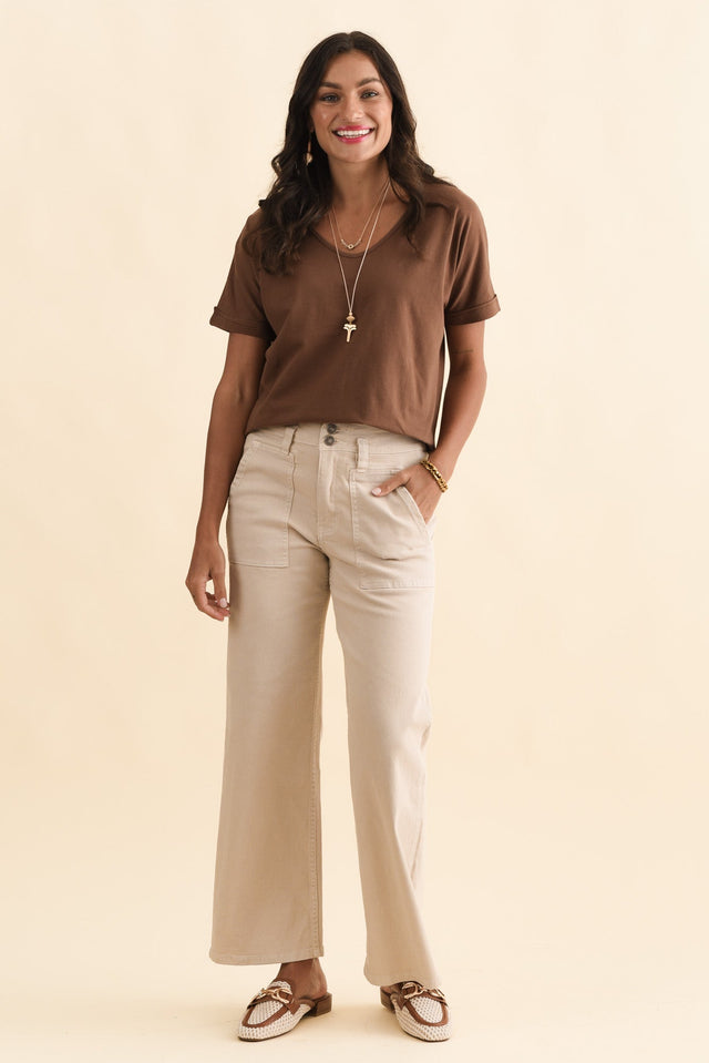 alt text|model:Brontie image 6