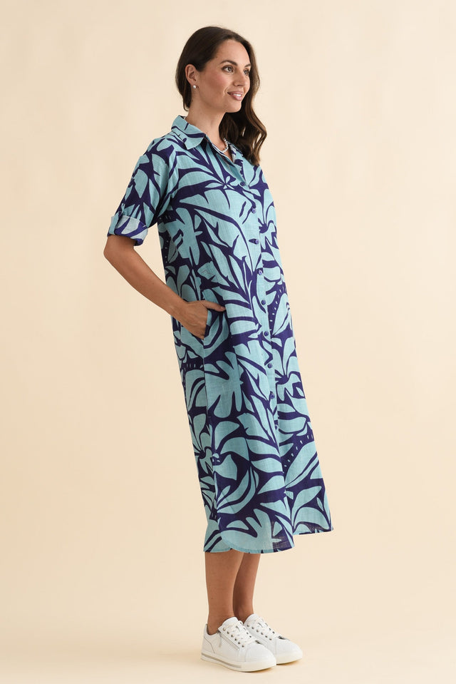 alt text|model:MJ image 4