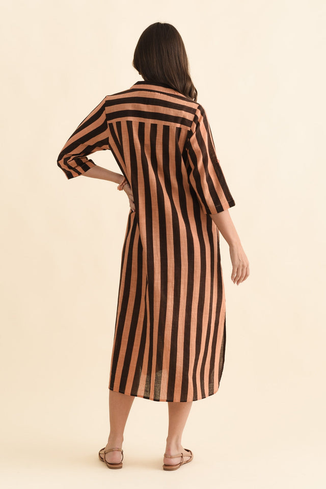 alt text|model:MJ image 5