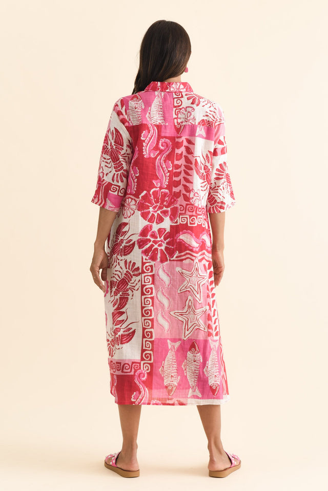 alt text|model:Cara image 5