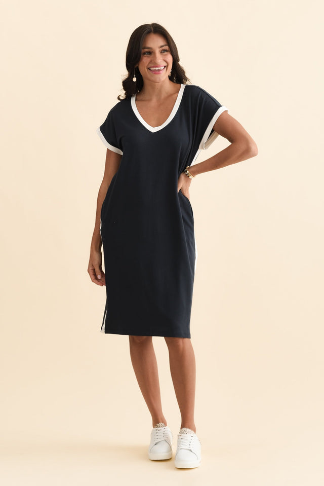 alt text|model:Brontie image 7