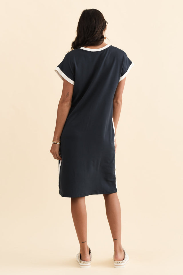 alt text|model:Brontie image 5