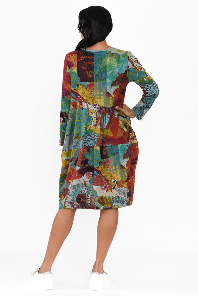 alt text|model:Cara image 4