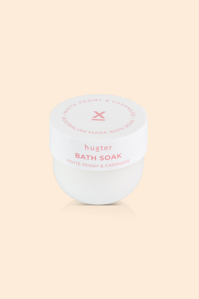 White Peony and Cashmere Bath Soak image 4