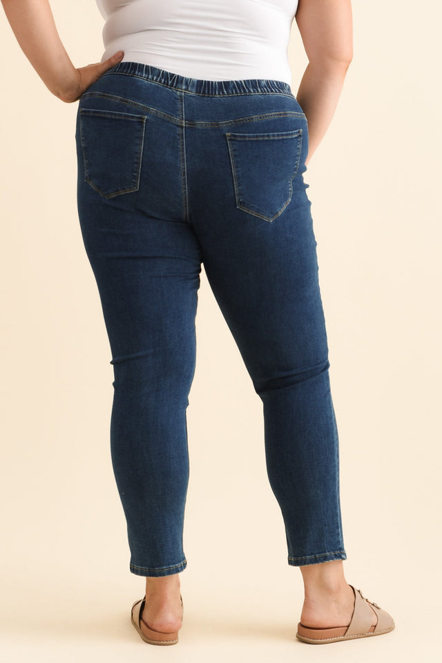 alt text|model:Gabby image 10