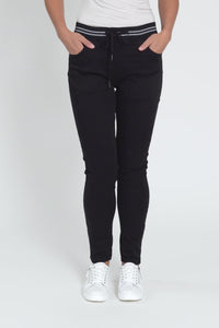 alt text|model:Brontie